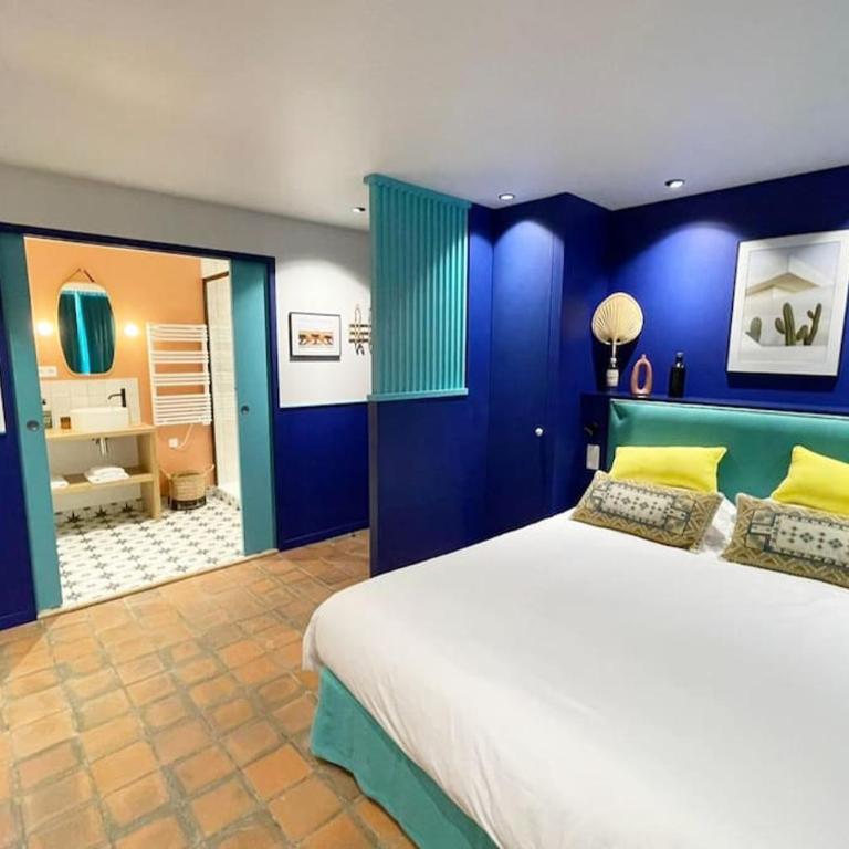 Chambre Majorelle - RDC - Plage 50m - Rue gratuite - Appartement 1 Chambre - 13