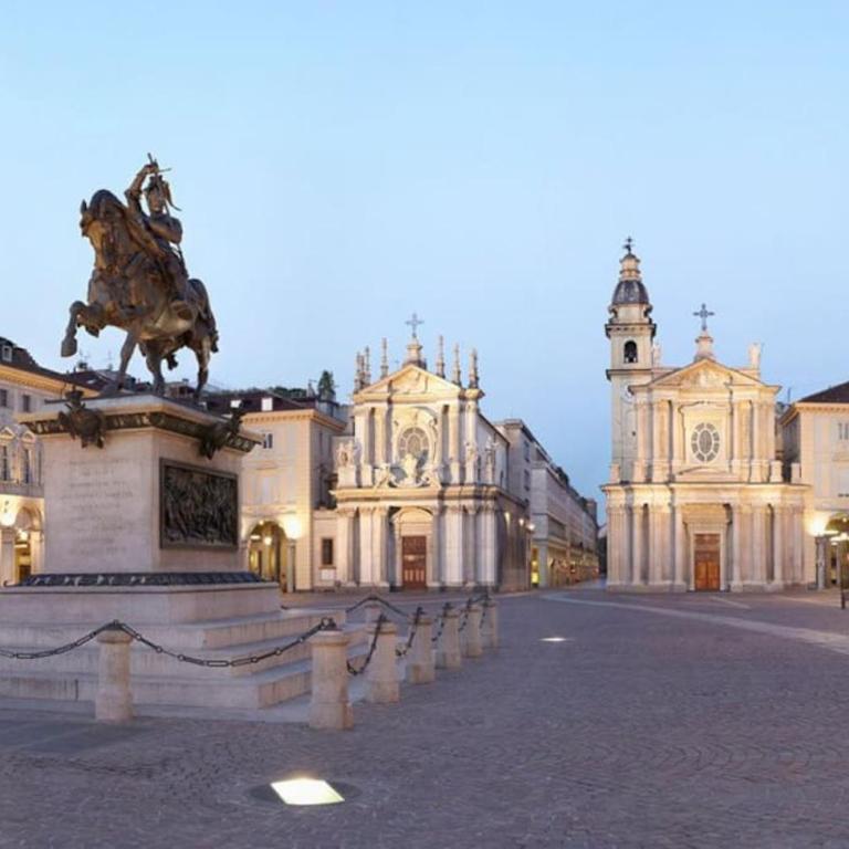Loft free parking e wifi - Centro e Porta Susa - Studio Apartment - 11