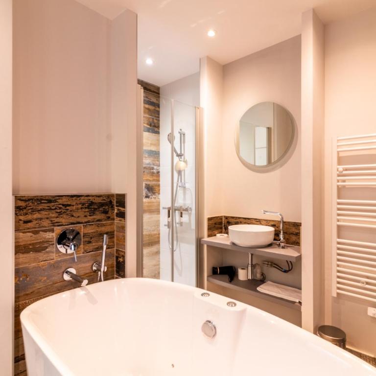 Sarlatitude, Studios & Chambres Climatisés - Deluxe Room - 3