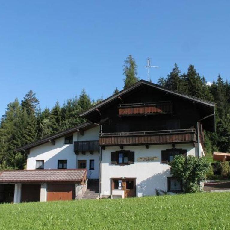 Haus Gerdi - Four-Bedroom Chalet with Bath - 1