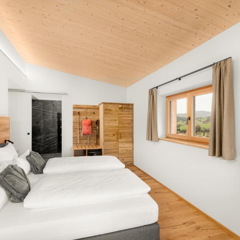 Hotel Bergflair - Doppelzimmer mit Bergblick - 4