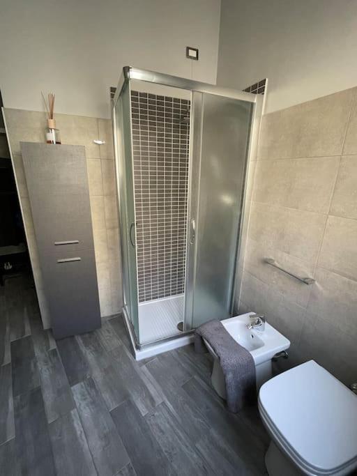 [Duomo walking distance]modern flat with free wifi - Appartamento con 2 Camere da Letto - 15
