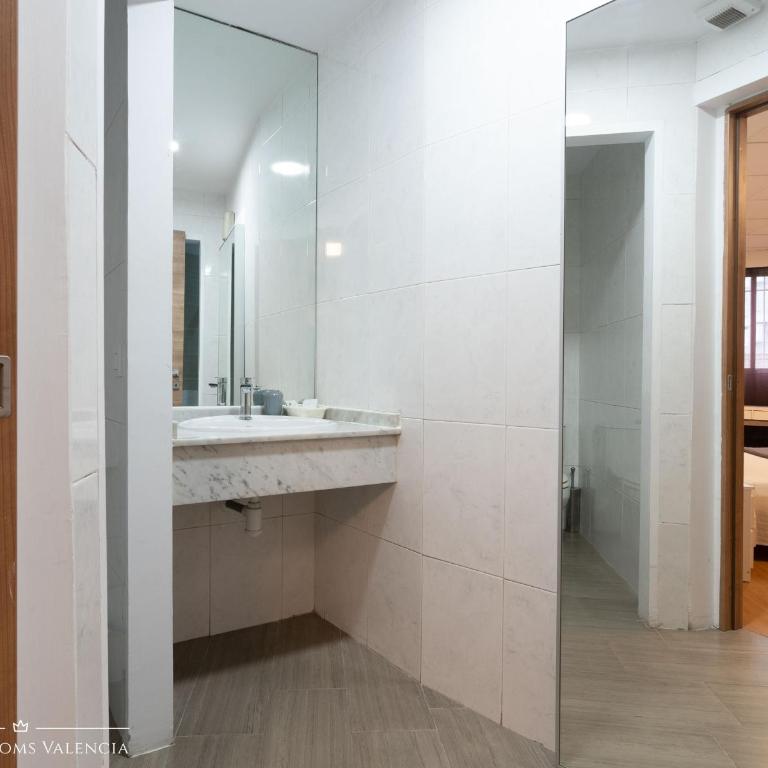 Suites Rooms Valencia - Double Room with Private Bathroom - 15
