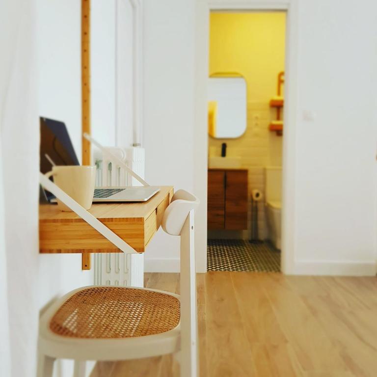 Bright and modern apartment in Bilbao city center - Two-Bedroom Apartment - 19