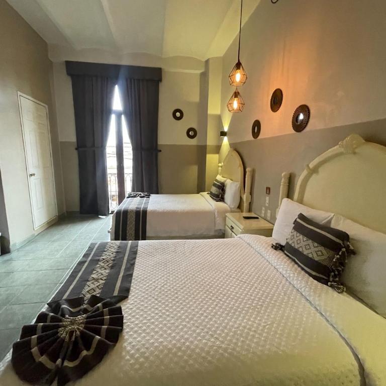 Hotel Casona Oaxaca - Habitación Doble Deluxe con balcón - 4