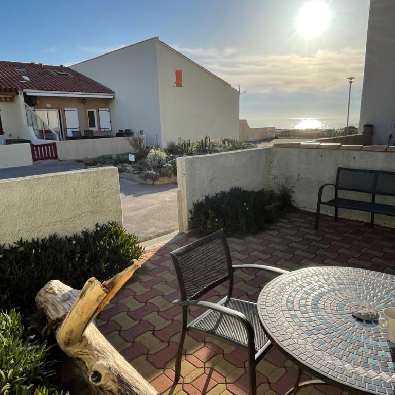 Ferienhaus in résidence naturiste direkt am Strand - Villa - Vue sur Mer - 1
