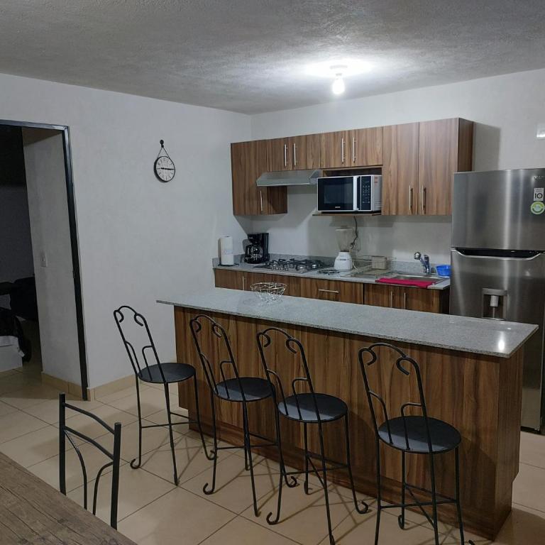 Excelente Departamento céntrico. - Three-Bedroom Apartment - 12