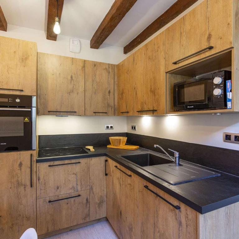 Appartement rénové pour 8 avec Wifi à Cauterets - FR-1-401-250 - Apartment - 9