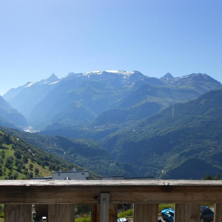 Studio cabine spacieux à 250m des pistes, 4 couchages, parking gratuit - Auris en Oisans - FR-1-297-248 - Appartamento - 2