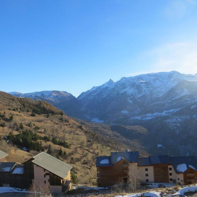 Studio cabine spacieux à 250m des pistes, 4 couchages, parking gratuit - Auris en Oisans - FR-1-297-248 - Appartamento - 7
