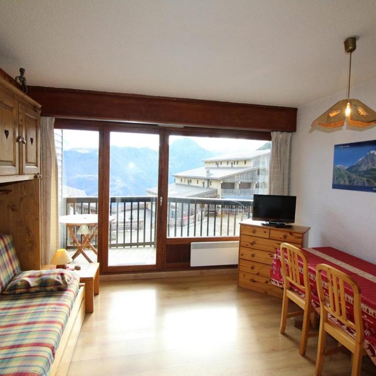 Spacieux studio cabine 6 pers, skis aux pieds à Auris - FR-1-297-274 - Apartment - 2