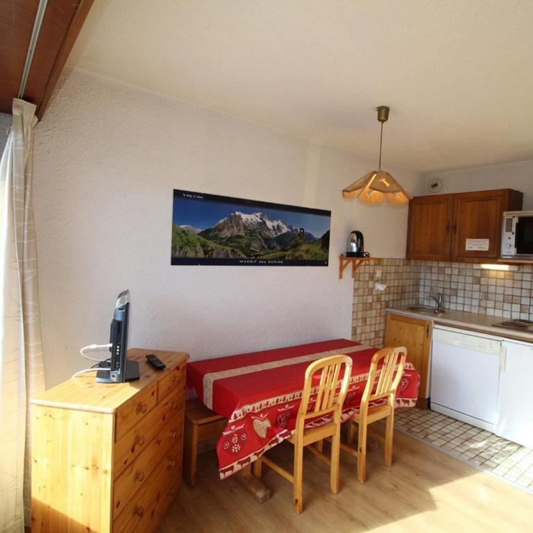 Spacieux studio cabine 6 pers, skis aux pieds à Auris - FR-1-297-274 - Apartment - 6