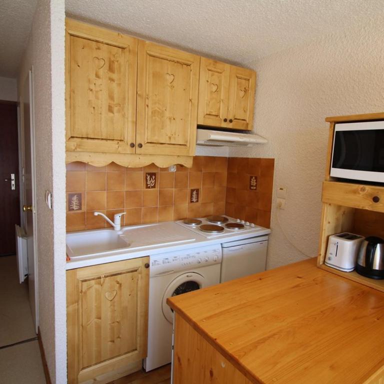 Studio cabine 4 pers à 250m des pistes - Vue Meije - FR-1-297-261 - Apartment - 2