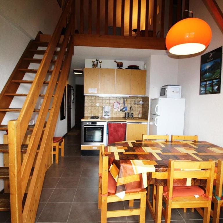 Duplex 4 pièces pour 6 pers à 300m des pistes avec parking gratuit - Auris en Oisans - FR-1-297-295 - Appartement - 1