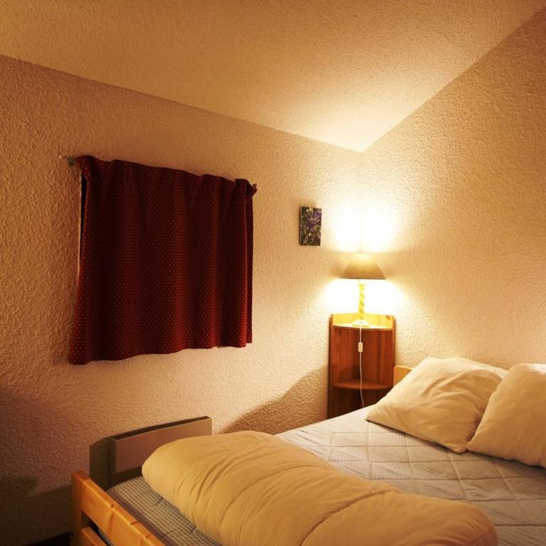 Duplex 4 pièces pour 6 pers à 300m des pistes avec parking gratuit - Auris en Oisans - FR-1-297-295 - Appartement - 12