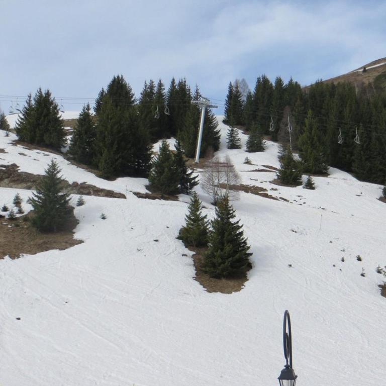 Studio mezzanine cabine 4 pers au pied des pistes, Auris en Oisans - FR-1-297-298 - Appartamento - 2