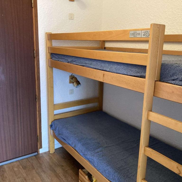 Studio cabine au pied des pistes, 3 couchages, parking - FR-1-297-326 - Apartment - 4