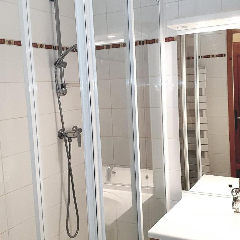 Appartement Duplex 3 Pièces, 6 Pers, Méribel Centre, Proche Pistes - FR-1-411-862 - Apartment - 3