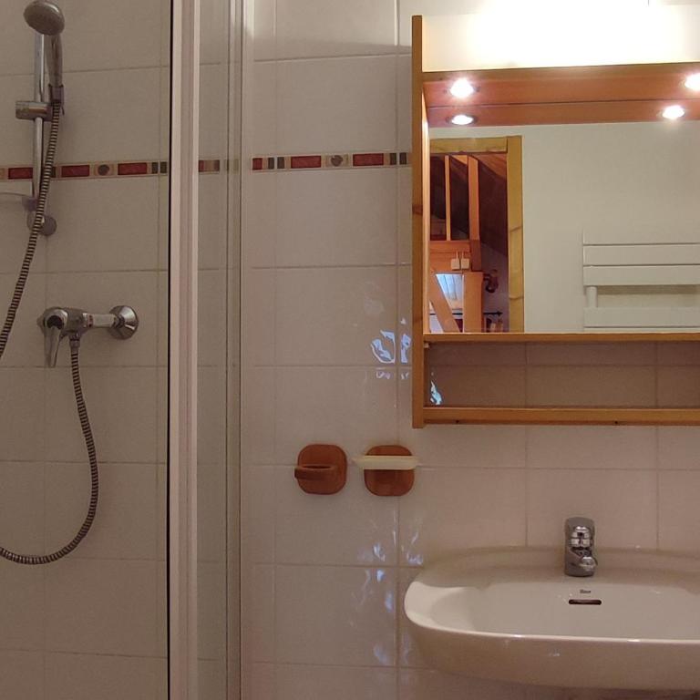 Appartement Duplex 3 Pièces, 6 Pers, Méribel Centre, Proche Pistes - FR-1-411-862 - Apartment - 4