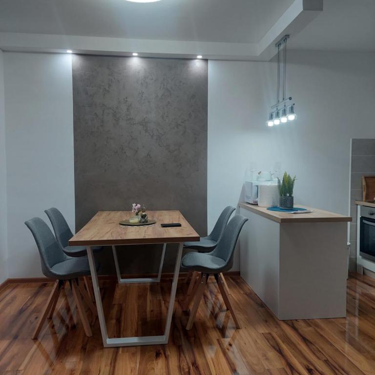 MB Hedonic Apartman - Apartman sa 1 Spavaćom Sobom - 8