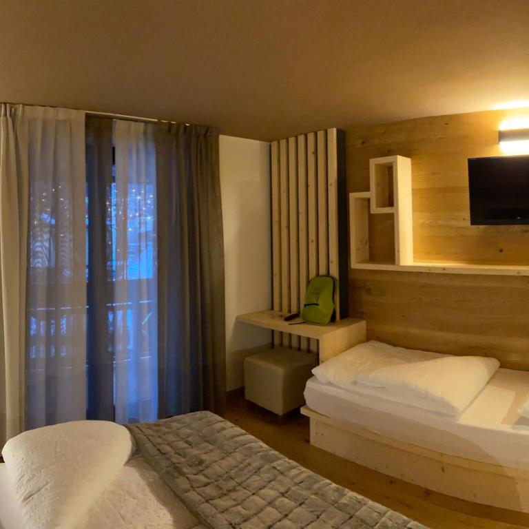 Rauzi Hotel Garnì & apartments - Triple Room - 2