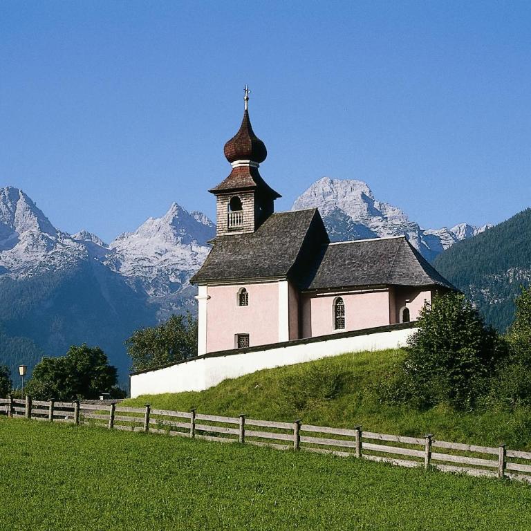 Appartement Weissbacher - Big Two-Bedroom Apartment with Balcony and Mountain View - 22