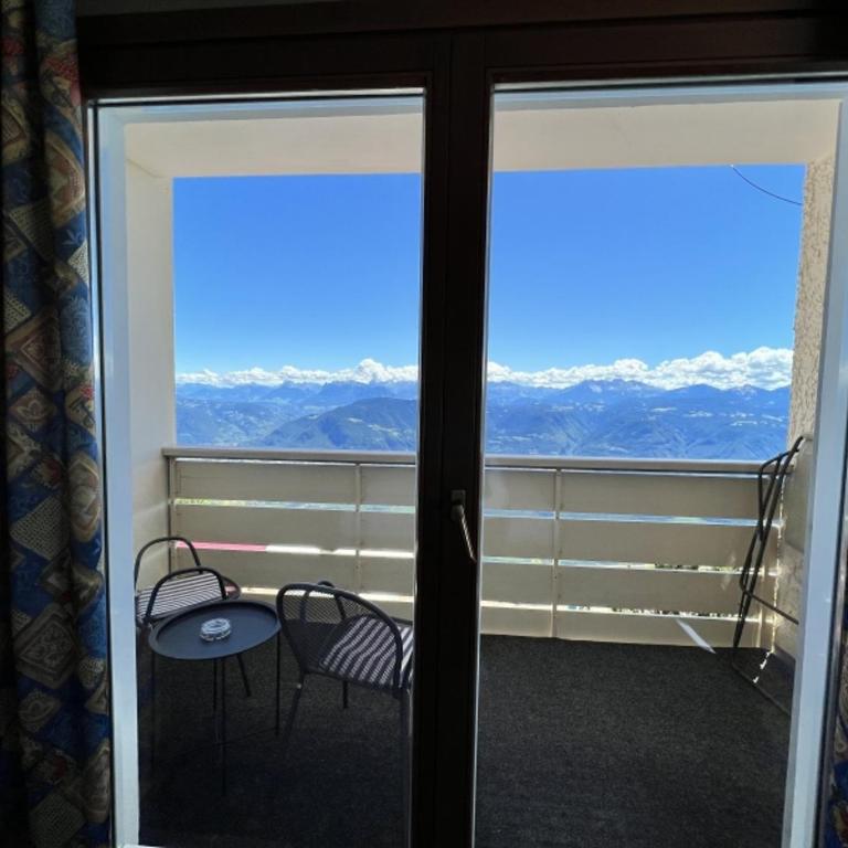 PanoramaHotel Penegal - Deluxe Doppelzimmer mit Balkon - 1
