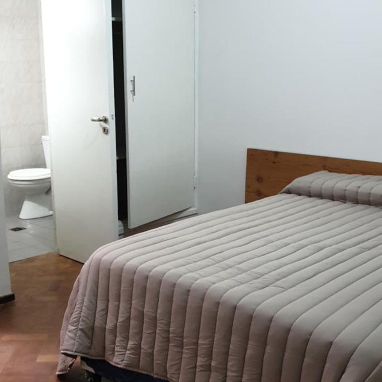 DEPARTAMENTOS EXCELENTE UBICACION CIUDAD MENDOZA - Apartamento de 2 dormitorios - 8
