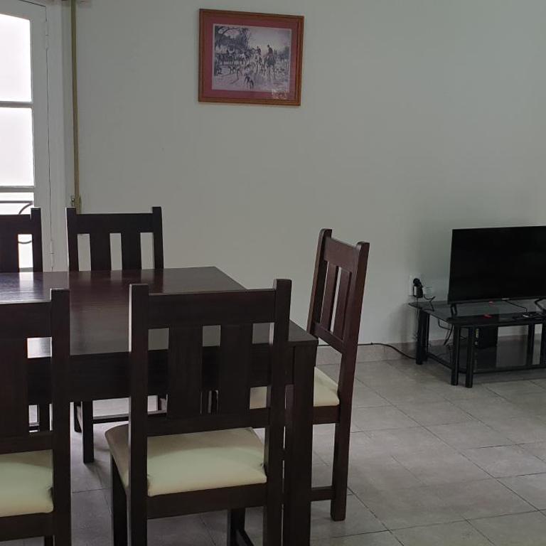 DEPARTAMENTOS EXCELENTE UBICACION CIUDAD MENDOZA - Apartamento de 2 dormitorios - 10