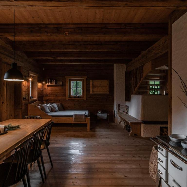 ChaletWK - Luxury old wood mountain chalet in a sunny secluded location with gym, sauna & whirlpool - Villa Deluxe - 25