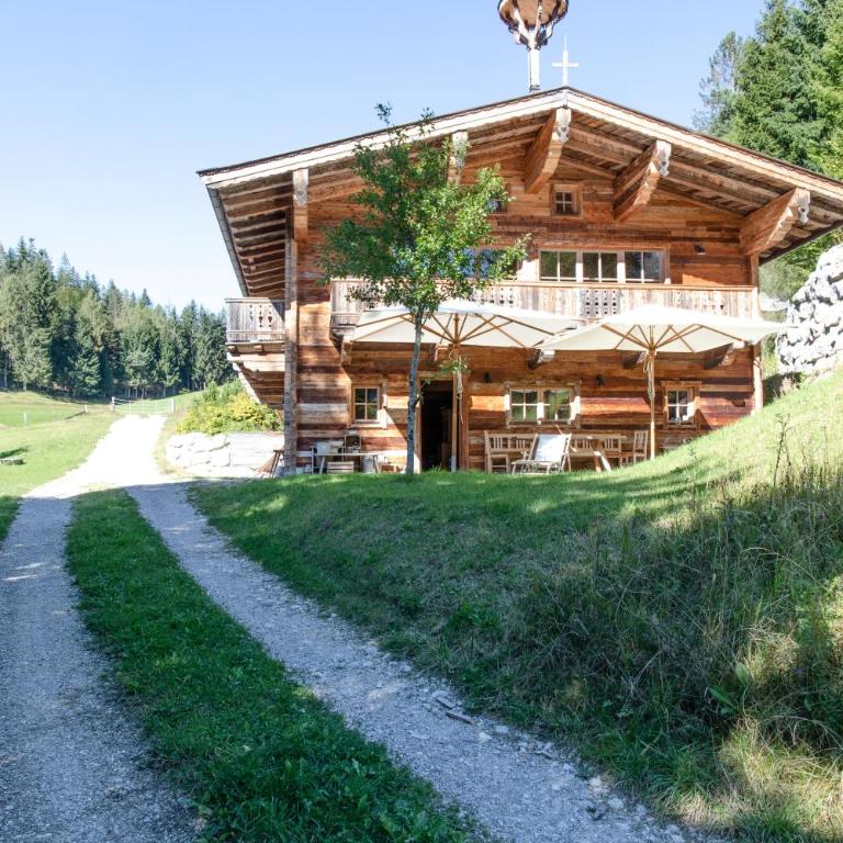 ChaletWK - Luxury old wood mountain chalet in a sunny secluded location with gym, sauna & whirlpool - Villa Deluxe - 35