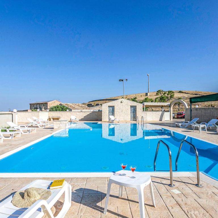 Awesome Home In Ragusa With Wifi - Casa Vacanza con 5 Camere da Letto - 5