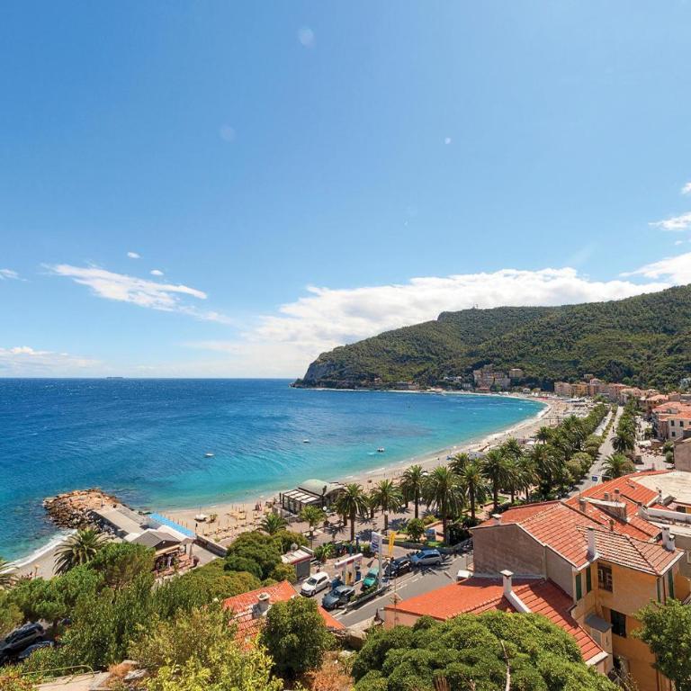 1 Bedroom Stunning Apartment In Varazze - One-Bedroom Apartment - 13