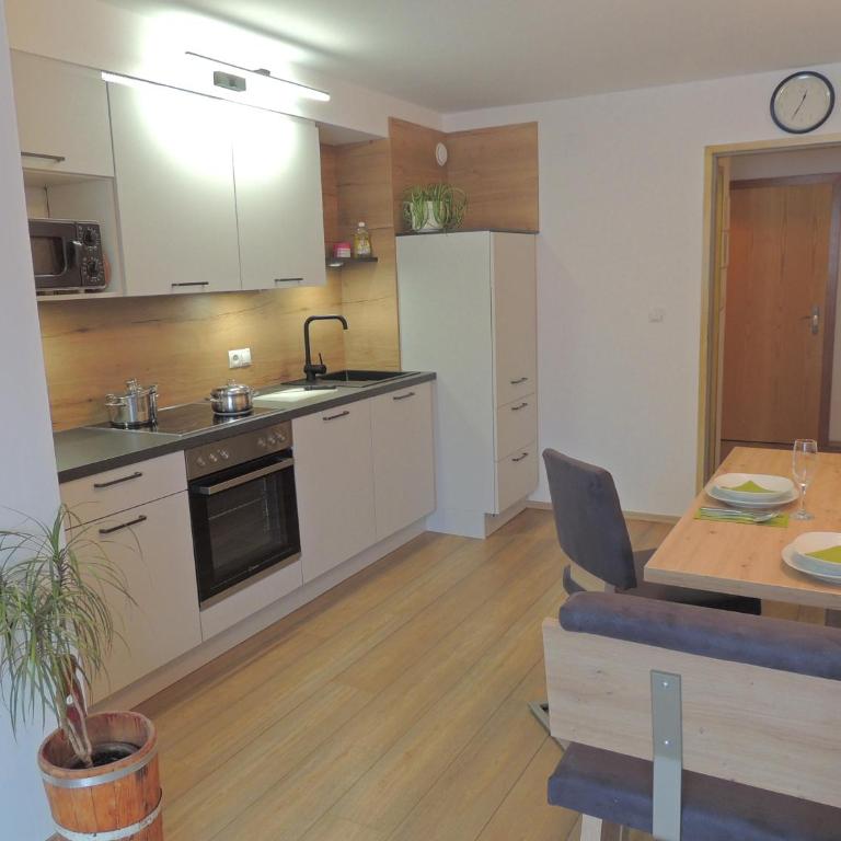 Haus Bergfried - Two-Bedroom Apartment - 6