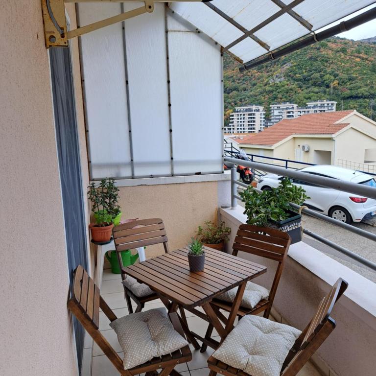 Apartmani Ljumović Budva - Apartman sa 2 Spavaće Sobe - 10