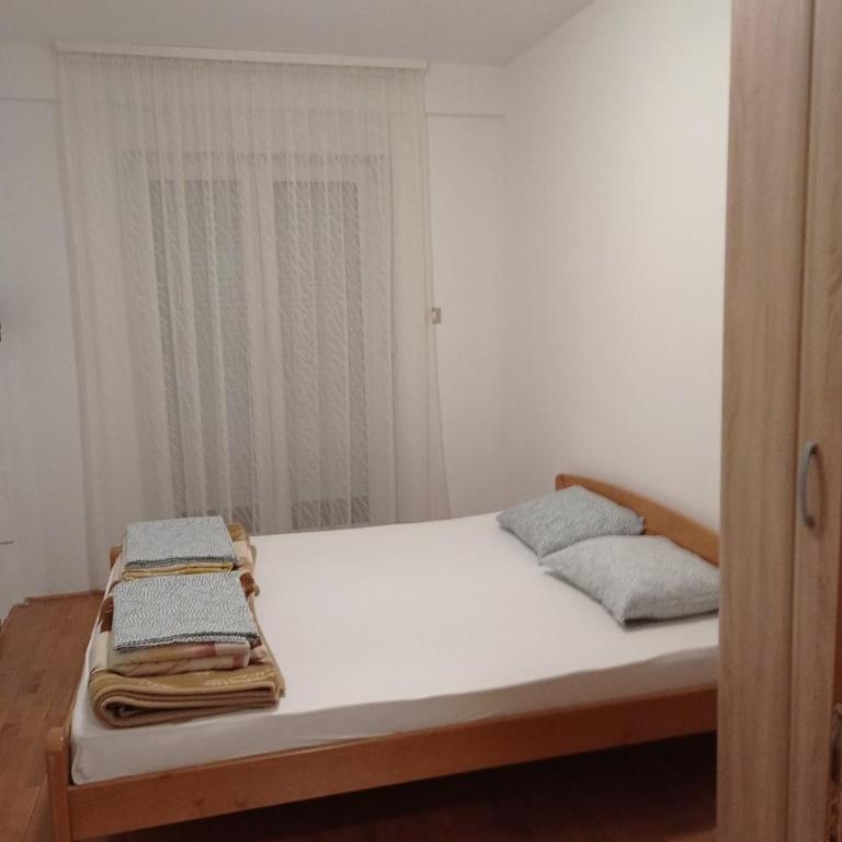 Apartmani Ljumović Budva - Apartman sa 2 Spavaće Sobe - 6