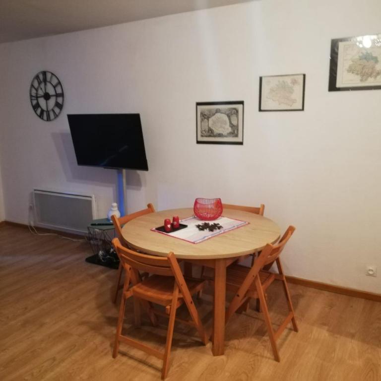 Appartement T2 Ax-les-thermes - One-Bedroom Apartment - 14