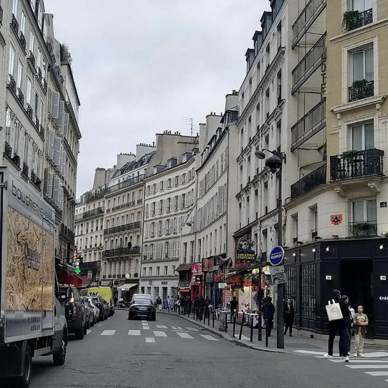 HAUSSMANN ESPACE - One-Bedroom Apartment - 15