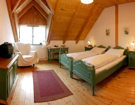 Stoffbauer GmbH - Doppel- oder Zweibettzimmer - 4
