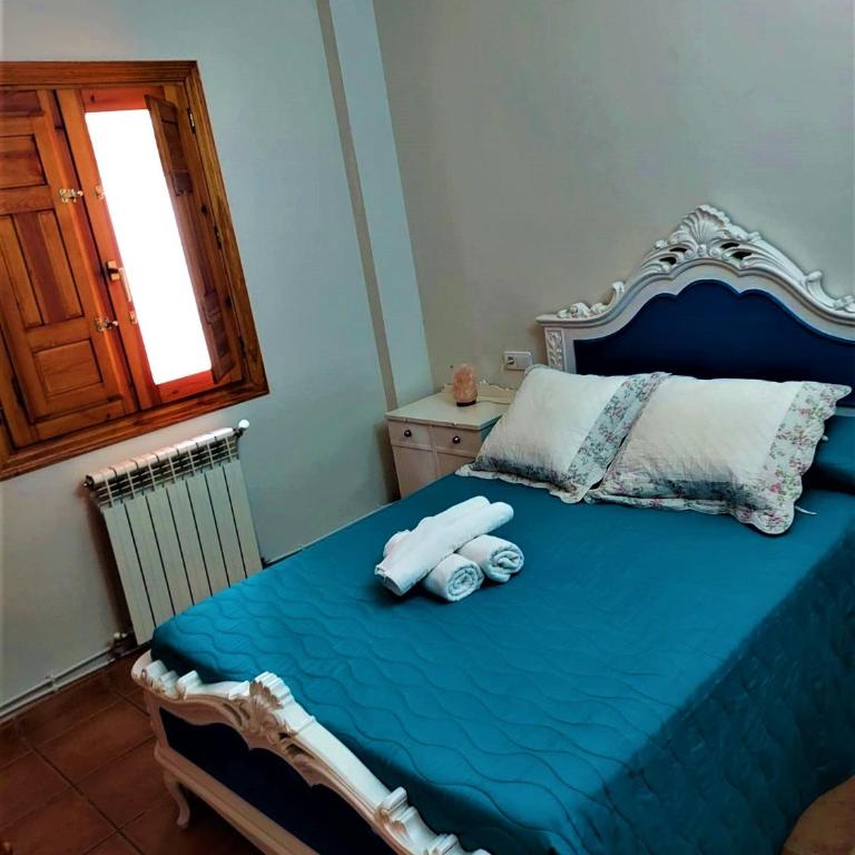 CAZORLA, CASA RURAL LA GUINDALERA - Three-Bedroom House - 28
