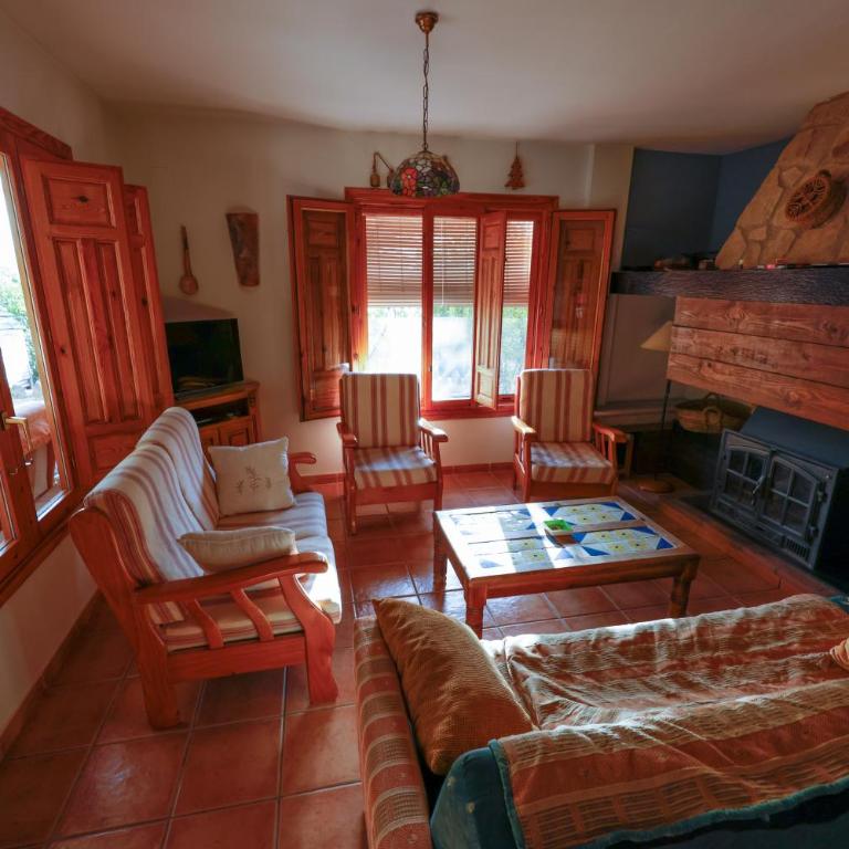 CAZORLA, CASA RURAL LA GUINDALERA - Three-Bedroom House - 16