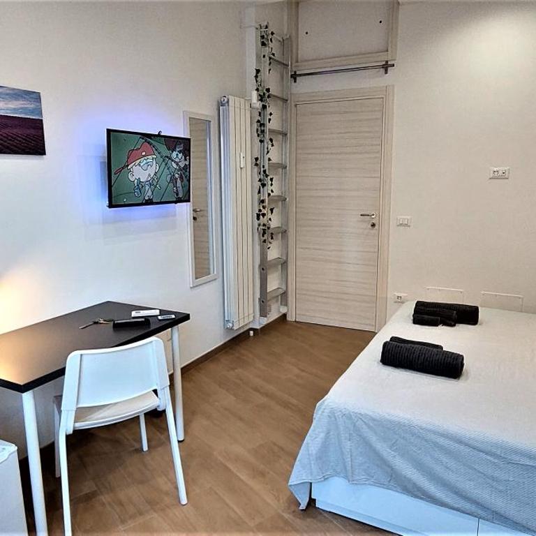 TrustEverVito - Großes Doppel-/Zweibettzimmer - 2