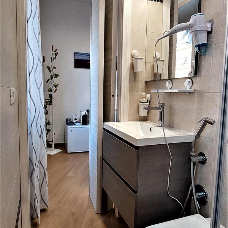 TrustEverVito - Großes Doppel-/Zweibettzimmer - 5