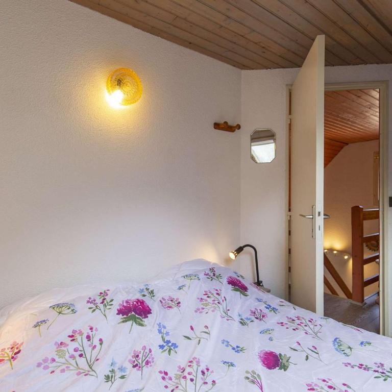 Chalet Mitoyen 3 Chambres, Terrasse, Proche Centre Cauterets, Navette Ski Gratuite - FR-1-401-254 - Chalet - 4