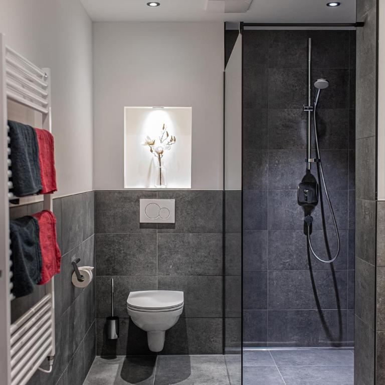 Apartment NH96 inklusive kostenfreiem Eintritt in die Alpentherme - Apartment mit Dusche - 8