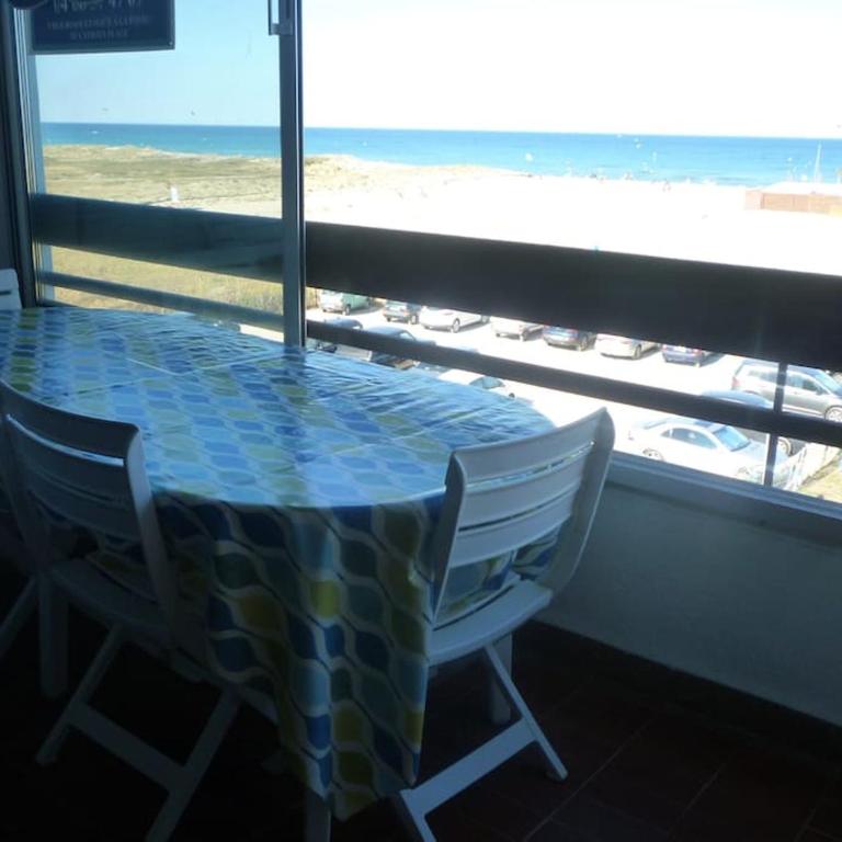 Sur la plage, vue sur mer, spacieux T3 au calme - Two-Bedroom Apartment - 11