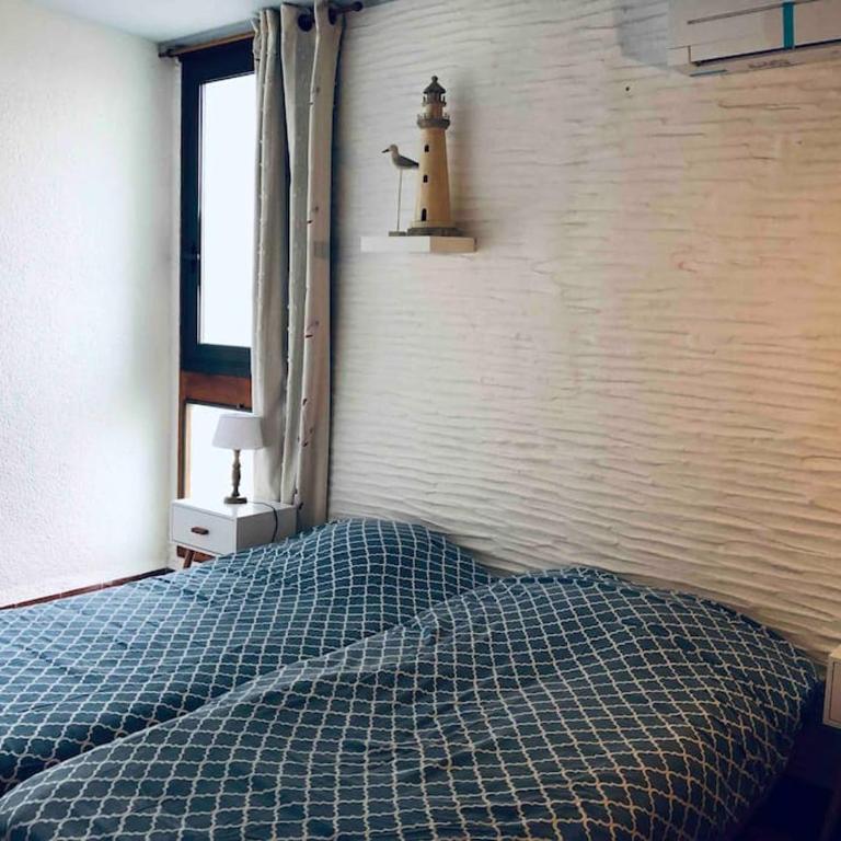 Sur la plage, vue sur mer, spacieux T3 au calme - Two-Bedroom Apartment - 12