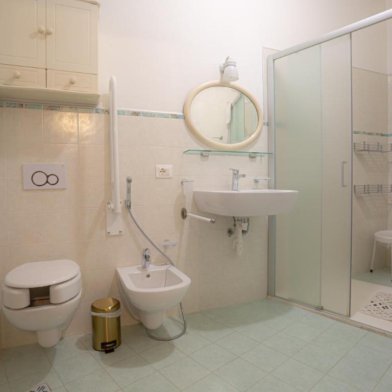 Residenza Porta Leoni - Silkeys - Double Room with Terrace - 4