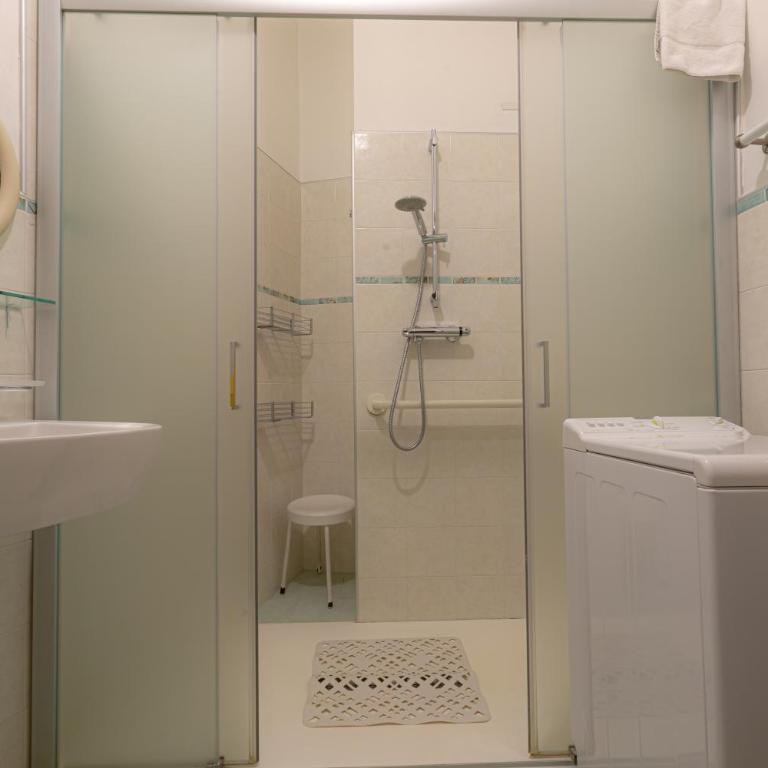 Residenza Porta Leoni - Silkeys - Double Room with Terrace - 8