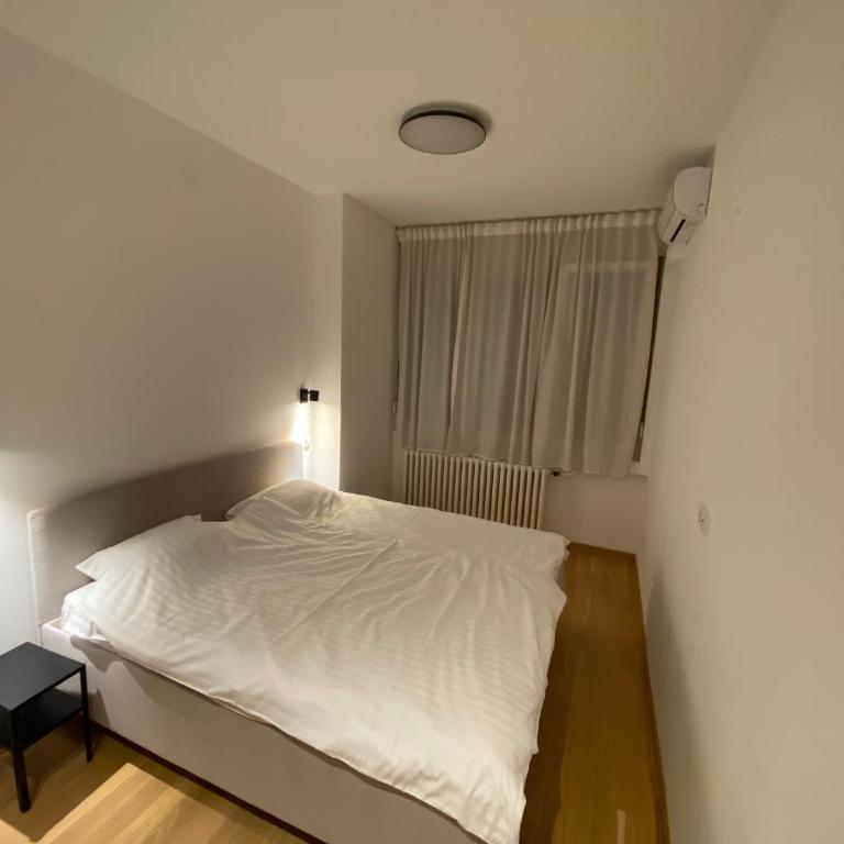 Brand new flat near Tesla museum - Apartman sa 2 Spavaće Sobe - 10